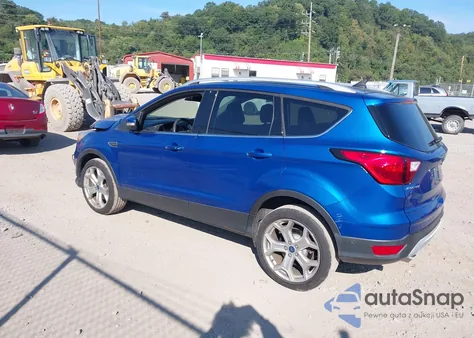 2019 Ford Escape Titanium из США, поврежденный, VIN 1FMCU9J98KUB51209